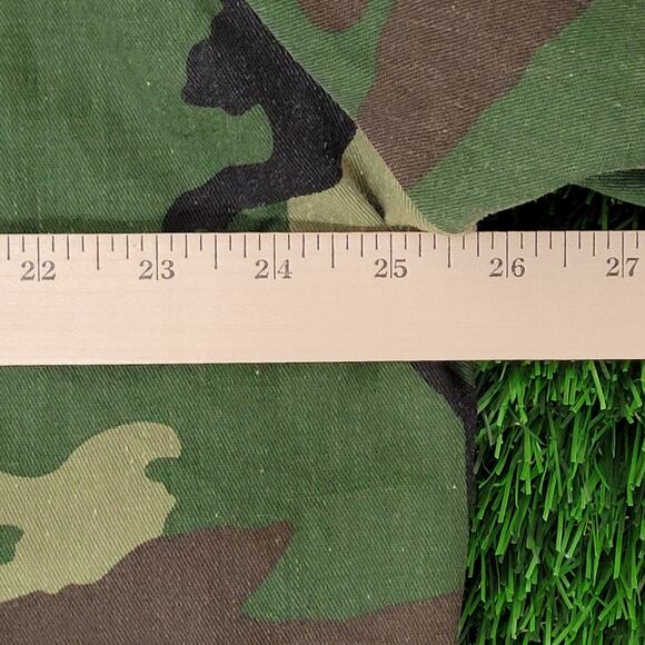Vintage 80s Woodland Camo Shirt Large 26x33 Baggy Hunting - Picture 5 of 16